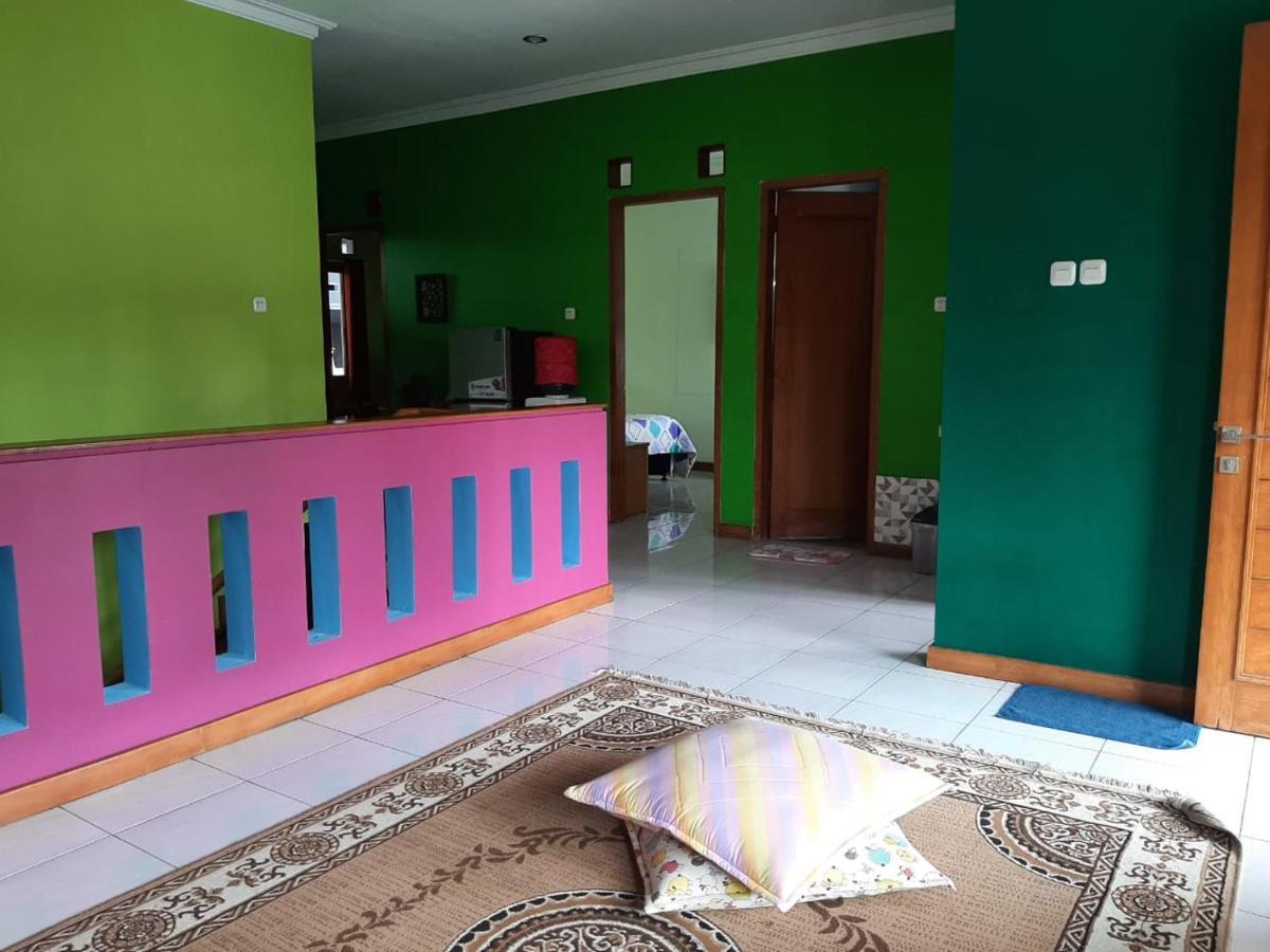 Rabbani Family Homestay Yogyakarta Luaran gambar