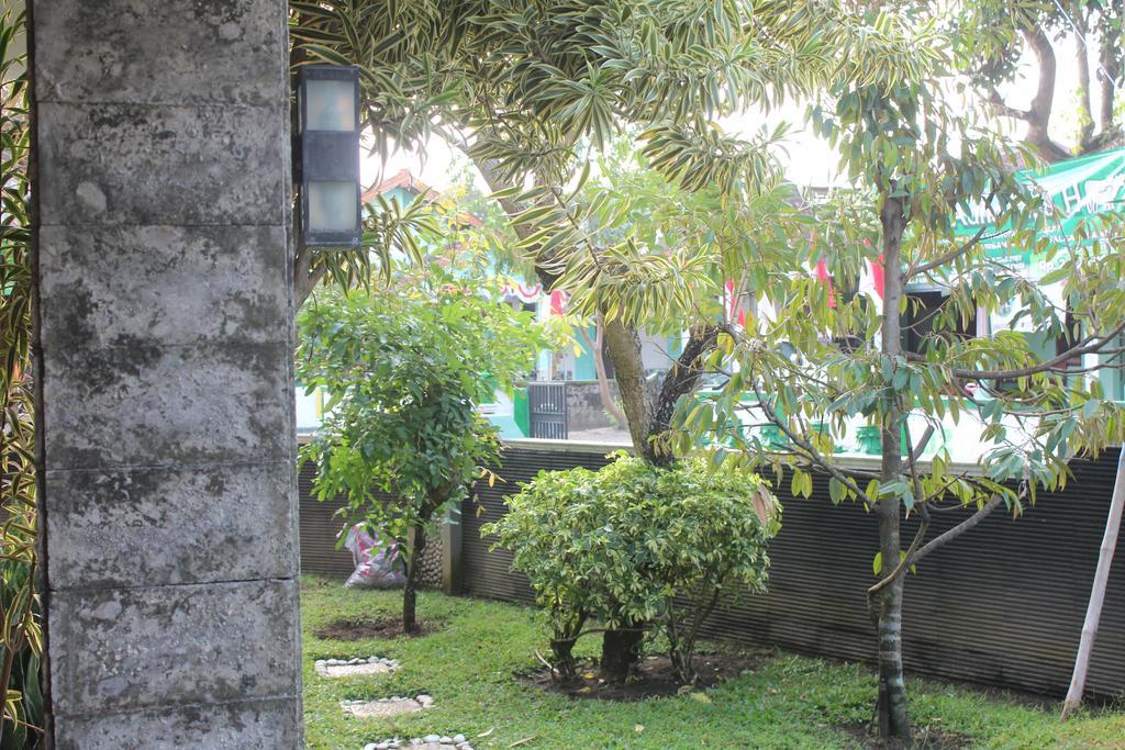 Rabbani Family Homestay Yogyakarta Luaran gambar