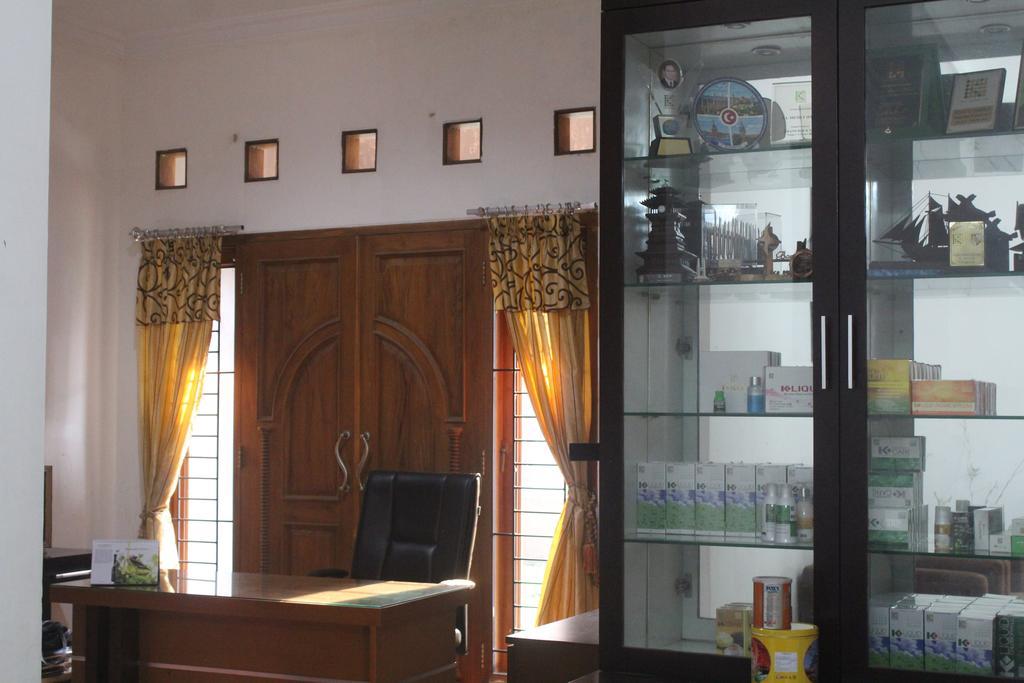 Rabbani Family Homestay Yogyakarta Luaran gambar