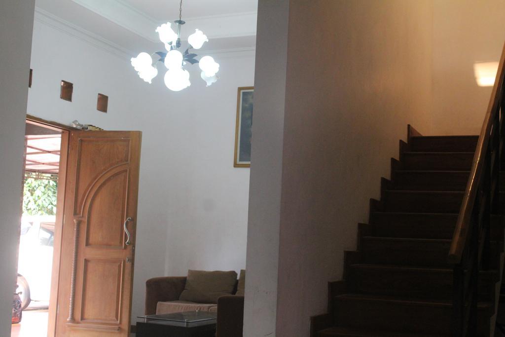 Rabbani Family Homestay Yogyakarta Luaran gambar