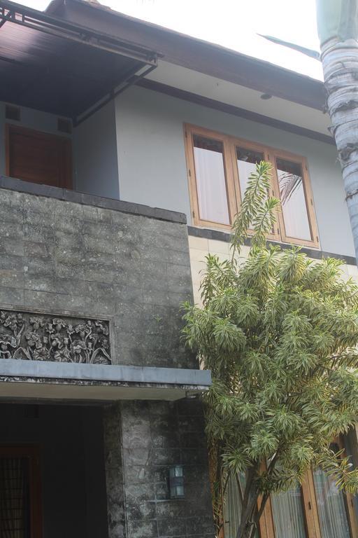 Rabbani Family Homestay Yogyakarta Luaran gambar