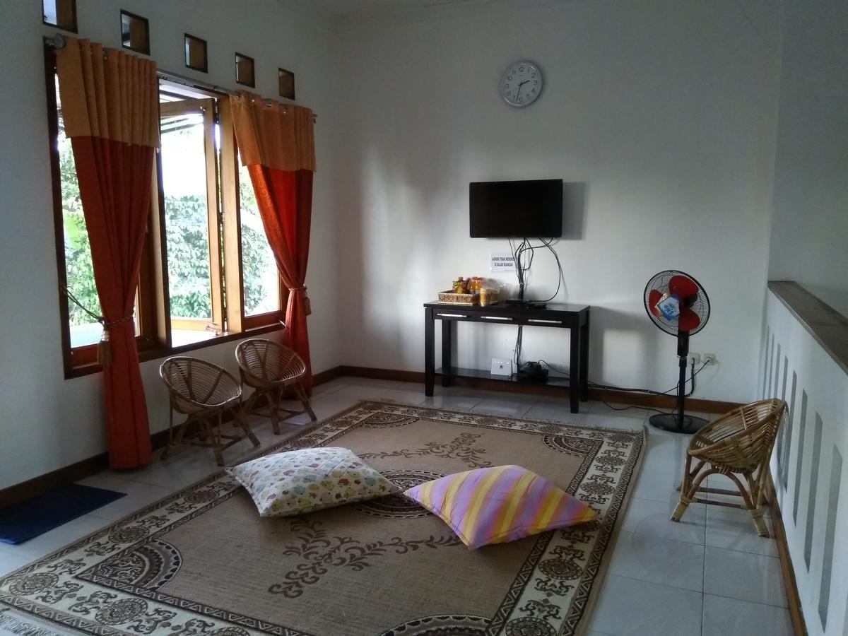 Rabbani Family Homestay Yogyakarta Luaran gambar